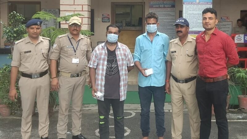 कोटद्वार पुलिस ने दो नशा तस्करों को किया गिरफ्तार