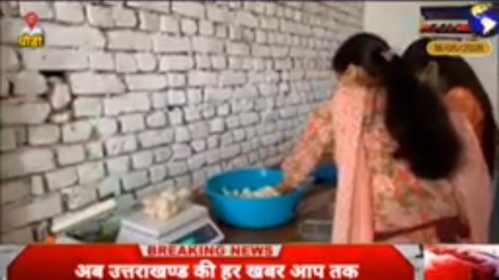 पौड़ी में शुरू हुआ बेमौसमी बटन मशरूम उत्पादन, गर्मियों में भी मिलेगा ताजा लोकल मशरूम