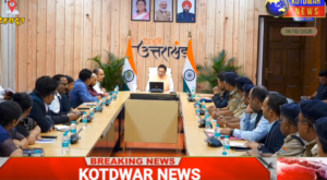 मुख्यमंत्री धामी ने देर रात तक सभी जिलों के DM और SSP के साथ ली चार घंटों से ज्यादा की मैराथन